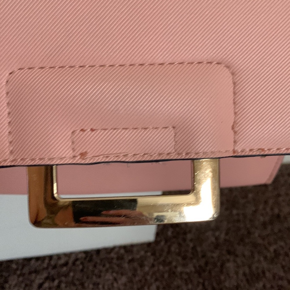 Pink purse ๐ - Picture 5 of 5